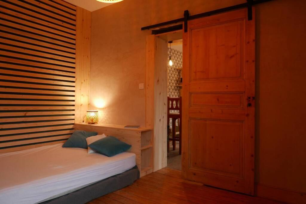 Joli Appartement Confortable Renove Style Cosy Saint-Martin-de-la-Porte Buitenkant foto